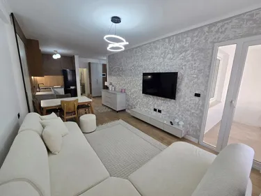 Фото Квартира на продажу Rruga Sokrat Miho, Astir, Tiranë