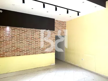 Foto di commercial in vendita Astir, Tiranë