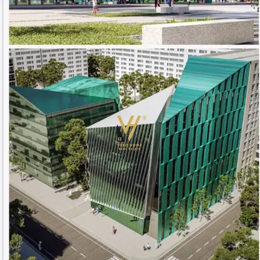Foto von commercial zum verkauf Bllok, Tiranë
