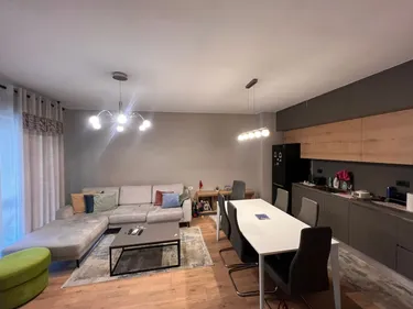Фото Квартира на продажу Kompleksi Panorama, Tiranë