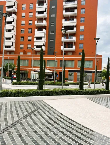 Zdjęcie Mieszkanie na sprzedaż Kompleksi Delijorgji, Rruga e Kavajës, Tiranë