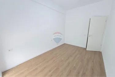Фото Квартира на продажу Alidemi, Kompleksi Kaimi, Tiranë