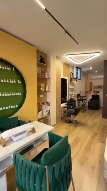 Zdjęcie commercial na sprzedaż Rruga Xhanfize Keko, Tiranë