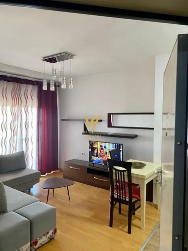 Foto av Lägenhet till uthyrning Xhamllik, Tiranë