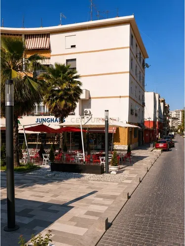 Foto di shop in vendita Rruga 1 Maji, Durrës