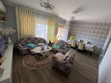 Foto di Appartamento in vendita Stacioni Trenit, Tiranë