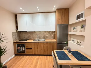 Zdjęcie studio na sprzedaż Pazari i Ri, Tiranë