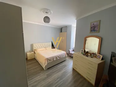 Foto di Appartamento in vendita Stacioni Trenit, Tiranë