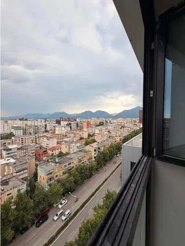 Foto von studio zum verkauf Square 21, Tiranë