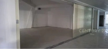 Фото shop на продажу Qendra e Durrësit, Lulishtja 1 Maji, Durrës