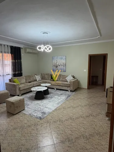 Foto av Lägenhet till uthyrning Rruga Myslym Shyri, Tiranë