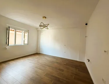 Фото Квартира на продажу Rruga Dritan Hoxha, Tiranë