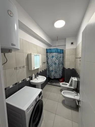 Rruga e Kavajës - photos