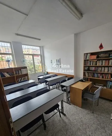 Foto av Lägenhet till uthyrning 5 Maji, Rruga Bardhyl, Tirane