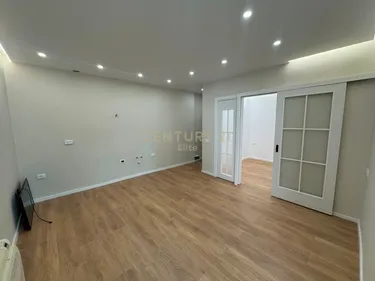Foto av Lägenhet till salu Komuna e Parisit, Tiranë