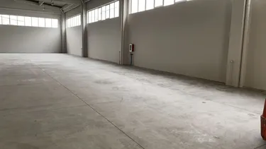 Foto av commercial till uthyrning Autostrada Tiranë-Durrës, Tiranë
