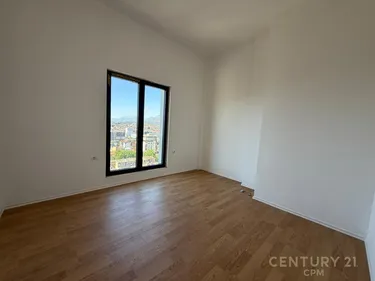 Foto von penthouse zum verkauf Rruga e Barrikadave, Tiranë