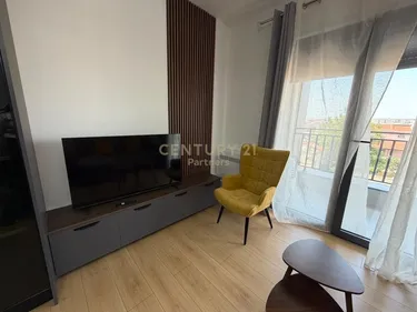 Fotografie Byt k pronájmu Rruga Jordan Misja, Tiranë