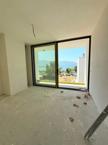 Foto di Appartamento in vendita Radhimë, Vlorë