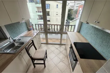 Foto di Appartamento in vendita Blloku i Vilave, Tiranë