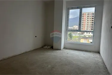 Foto di Appartamento in vendita Porcelan, Rruga Kokonozëve, Tiranë