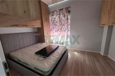 Foto av Lägenhet till uthyrning Kompleksi Mangalem, Rruga Ali Demi, Tiranë
