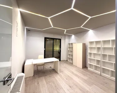 Foto av commercial till uthyrning Blloku, Tiranë