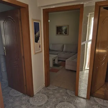 Zdjęcie Mieszkanie na sprzedaż Rruga Muhamet Gjollesha, Tiranë
