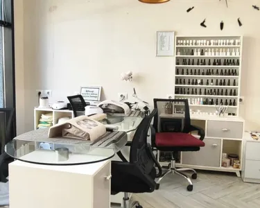 Zdjęcie commercial na sprzedaż Astir, Kompleksi Tirana Golden Park, Tiranë