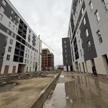 Foto av Lägenhet till salu Rruga 29 Nëntori, Tiranë