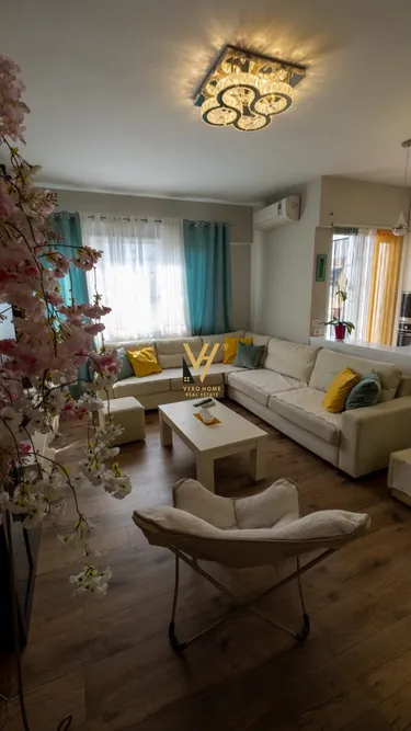 Фото Квартира в аренду Komuna e Parisit, Tiranë