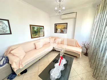 Foto av Lägenhet till uthyrning Qendër, Rruga Fortuzi, Tiranë