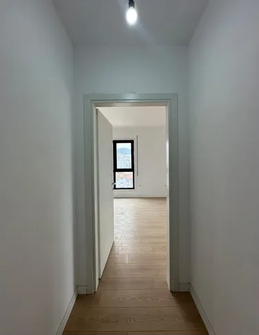 Foto av Lägenhet till salu Rruga Komuna e Parisit, Tiranë