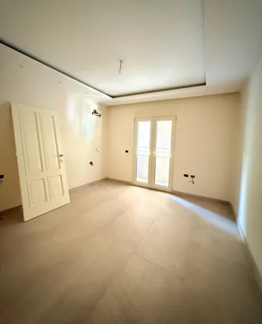 Фото Квартира на продажу Shallvaret, Tiranë