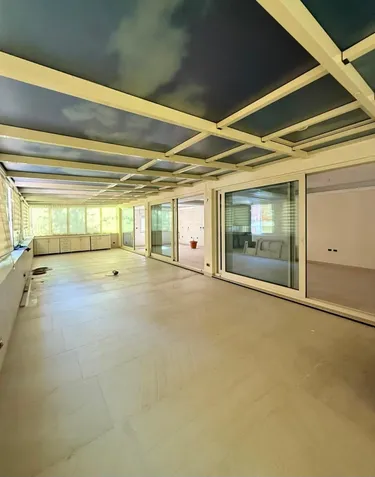 Фото Квартира на продажу Shallvaret, Tiranë