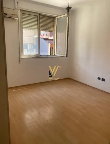 Фото Квартира в аренду Pazari i Ri, Tiranë