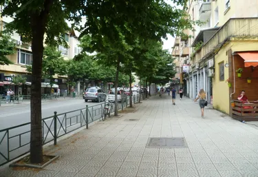 Foto av commercial till uthyrning Rruga e Durrësit, Tiranë