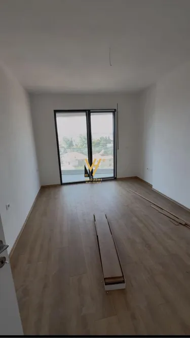 Фото office в аренду Laprakë, Tiranë