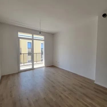 Zdjęcie Mieszkanie na sprzedaż Sauk i Vjetër, Tiranë