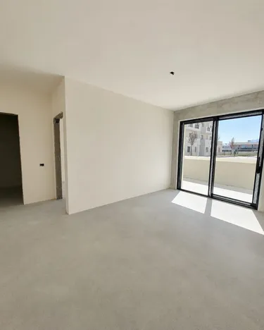 Foto von Wohnung zum verkauf Mjull-Bathore, Tiranë