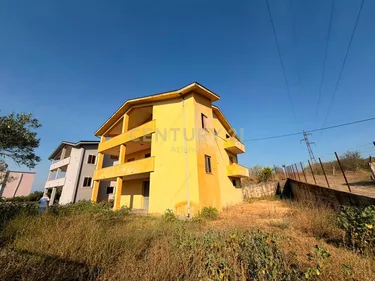 Foto von vila zum verkauf Shijak, Durrës