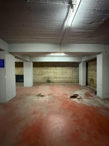 Zdjęcie garage na sprzedaż Astir, Tiranë