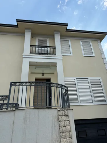 Foto av vila till salu Liqeni i Thatë, Primavera Residence, Tiranë