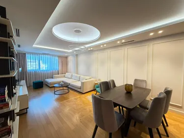 Фото Квартира на продажу Komuna e Parisit, Rruga Medar Shtylla, Tiranë