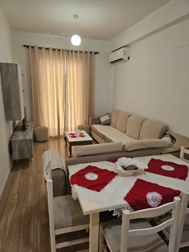 Fotografie Byt k pronájmu Mangalem, Rruga Ali Demi, Tiranë