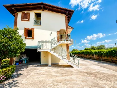 Photo of vila for sale Sallmone, Kompleksi Gjoka, Shijak, Durrës