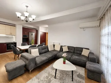 Foto di Appartamento in affitto Kopshti Botanik, Rruga Selita e Vjetër, Tiranë