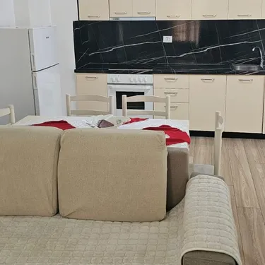 Foto von Wohnung zur miete Rruga Ali Demi, Tiranë