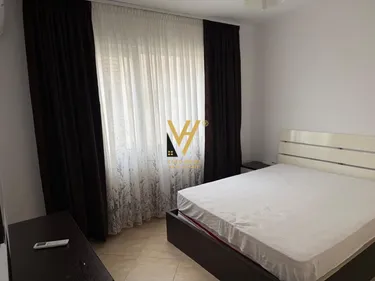Foto di Appartamento in affitto Rruga e Kavajës, Tiranë