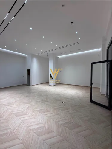 Foto di commercial in affitto Astir, Tiranë